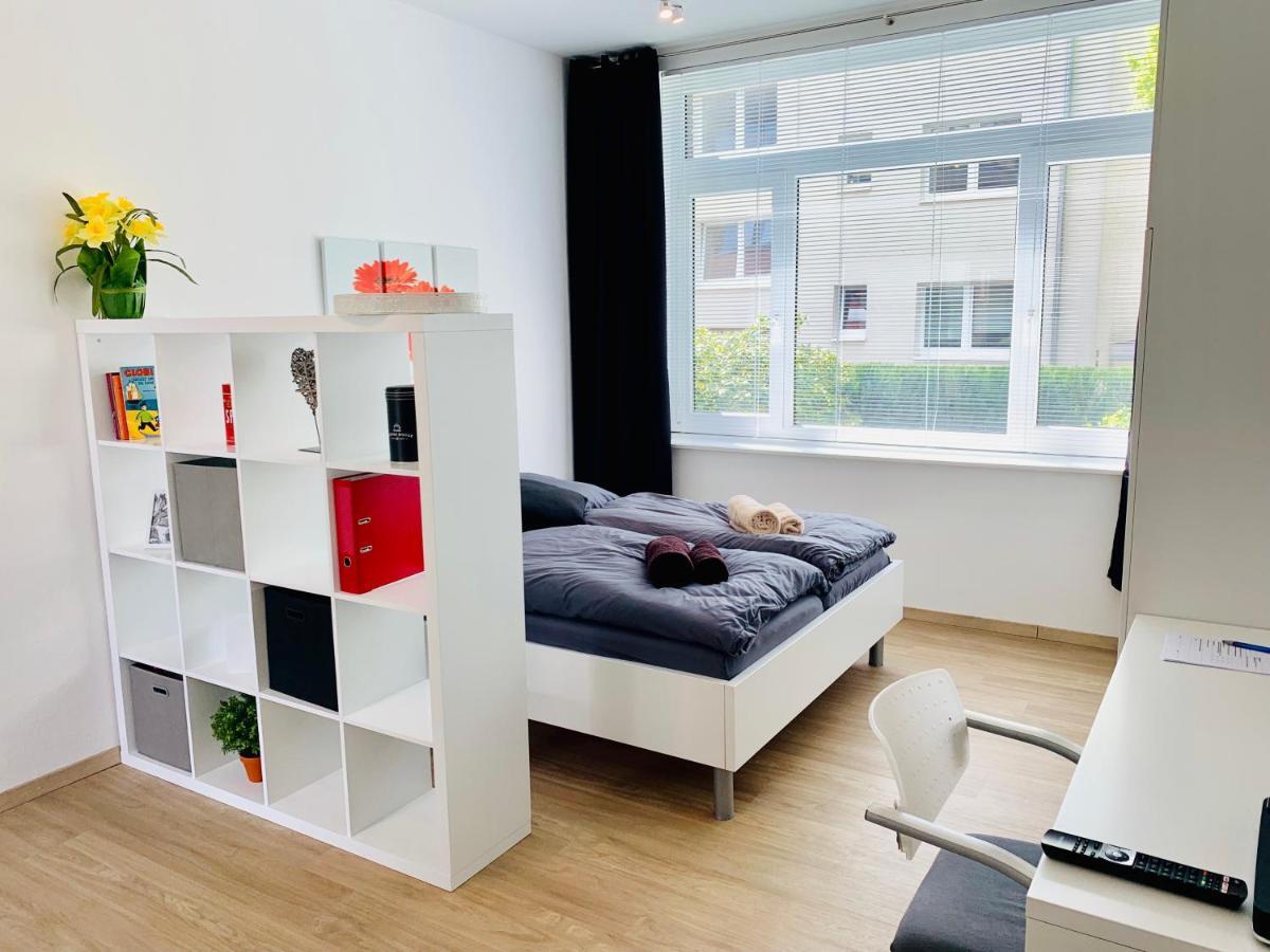 Moderner Bungalow, 20 Minuten bis Hannover City, 24h Check-In Garbsen Exterior foto